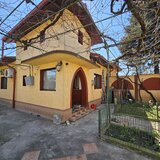 Laminorului, casa de vanzare, parter + pod, 124 mp, curte, parcare